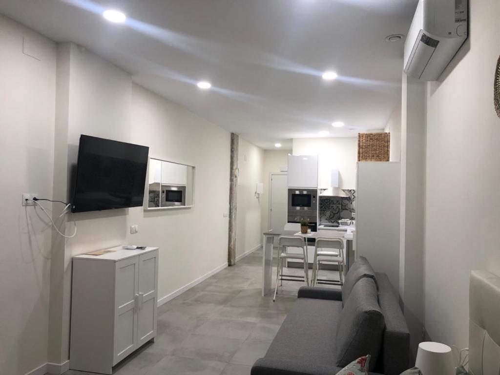 Centro Estudio Trinidad Málaga 3 - 5