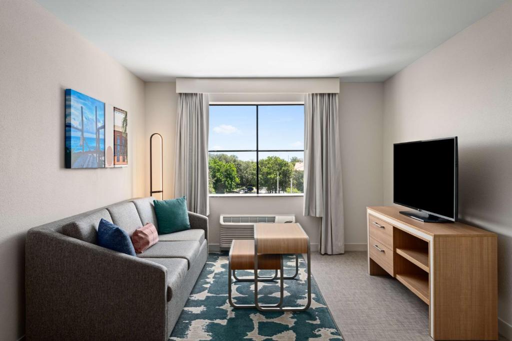 Homewood Suites by Hilton West Palm Beach - Suite King De Una Habitación