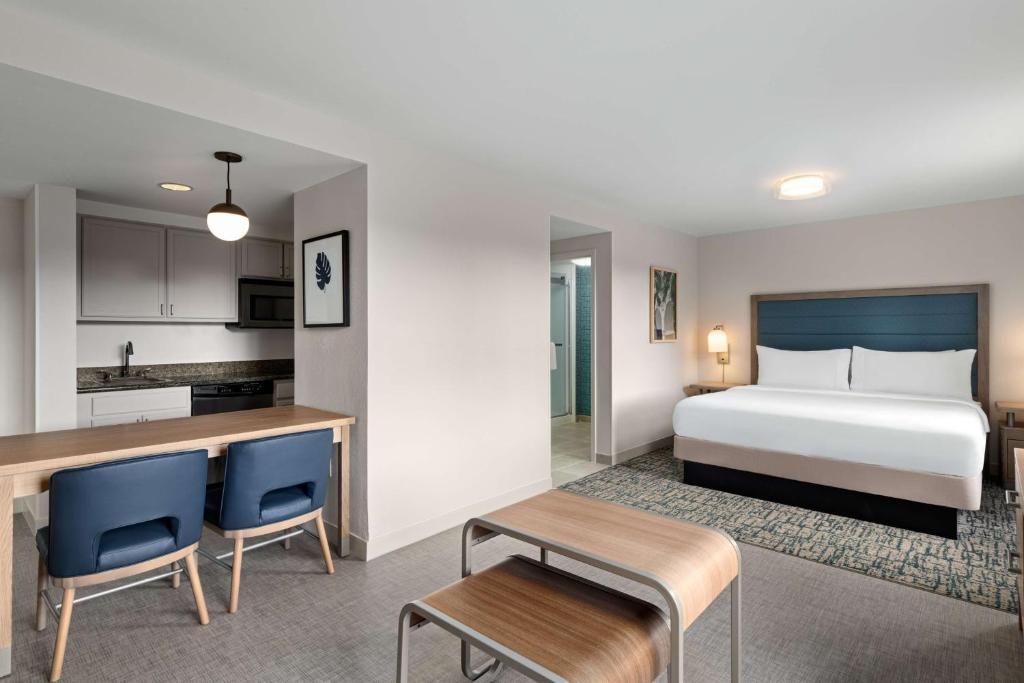 Homewood Suites by Hilton West Palm Beach photo
