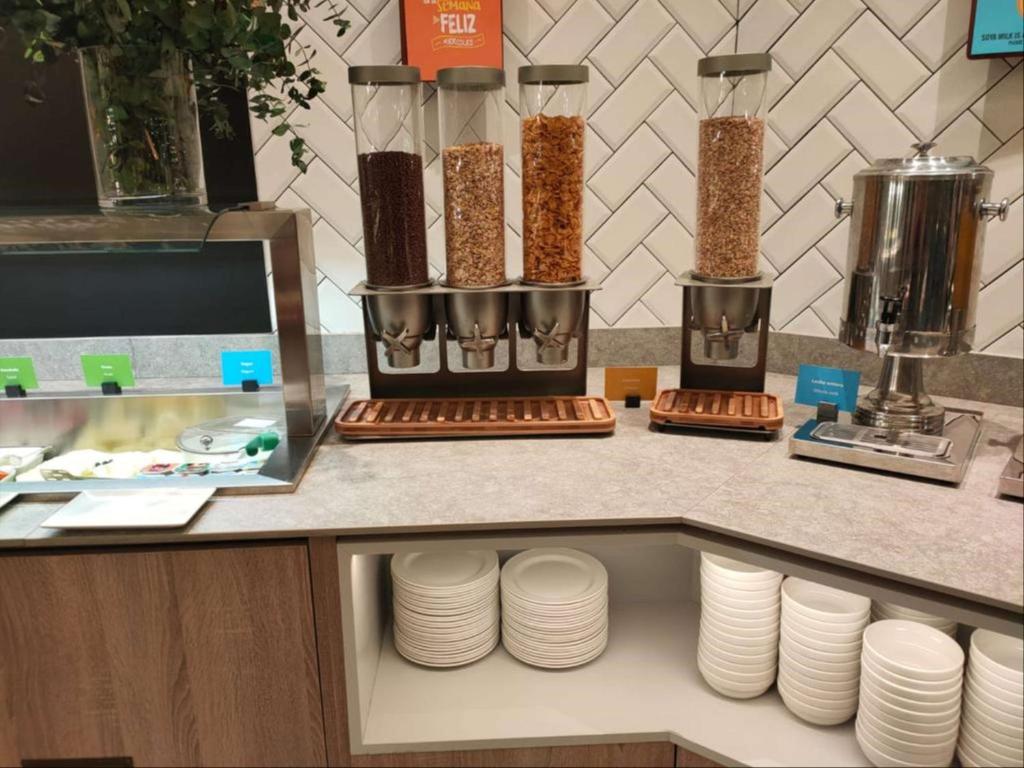 A kitchen or kitchenette at Hampton By Hilton Alcobendas Madrid