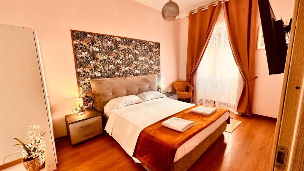 Łóżko lub łóżka w pokoju w obiekcie Pardis Guest house