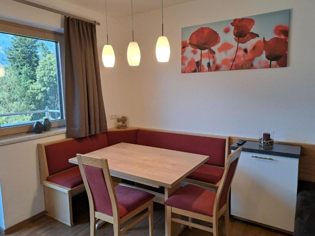 Posezení v ubytování Apartment Anton-2 by Interhome