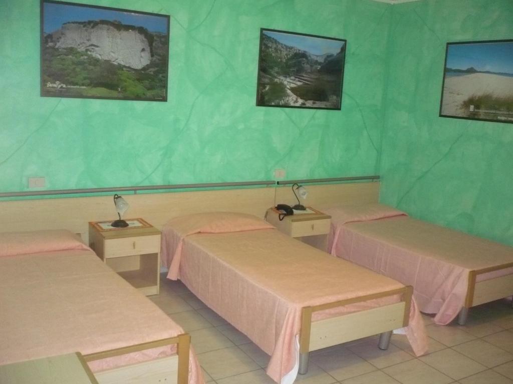 Rosa Hotel - Habitación Triple