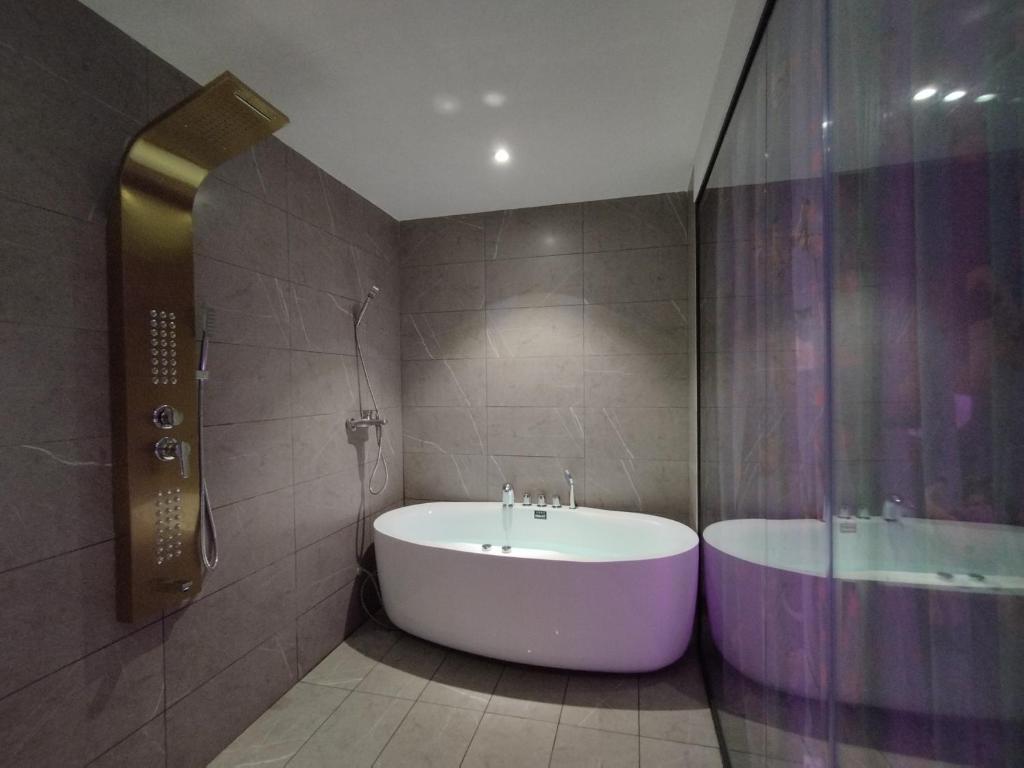 khách sạn tina 5 - 6