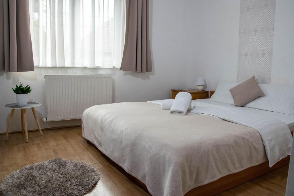 Kiskut Liget Pension 9027 Győr, Kiskúti út 41/a kép - 1