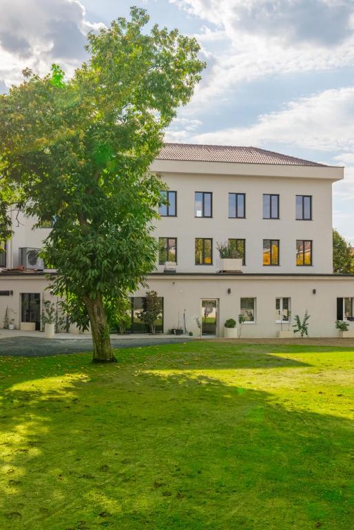 Zahrada ubytování Hotel Osetia Garden