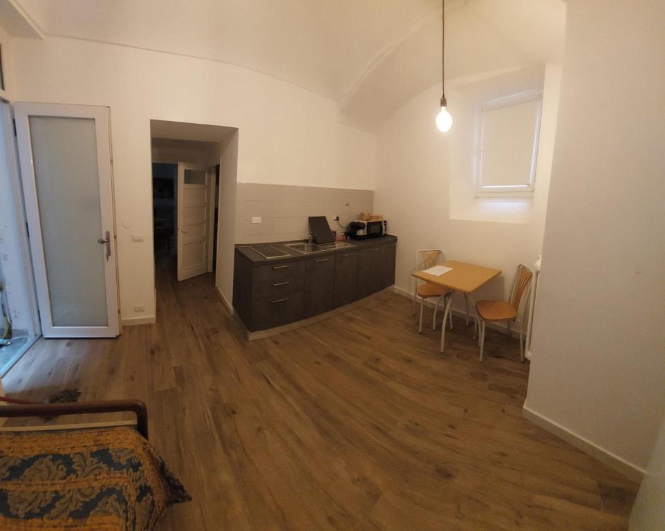 Kuchyň nebo kuchyňský kout v ubytování GusterHouse