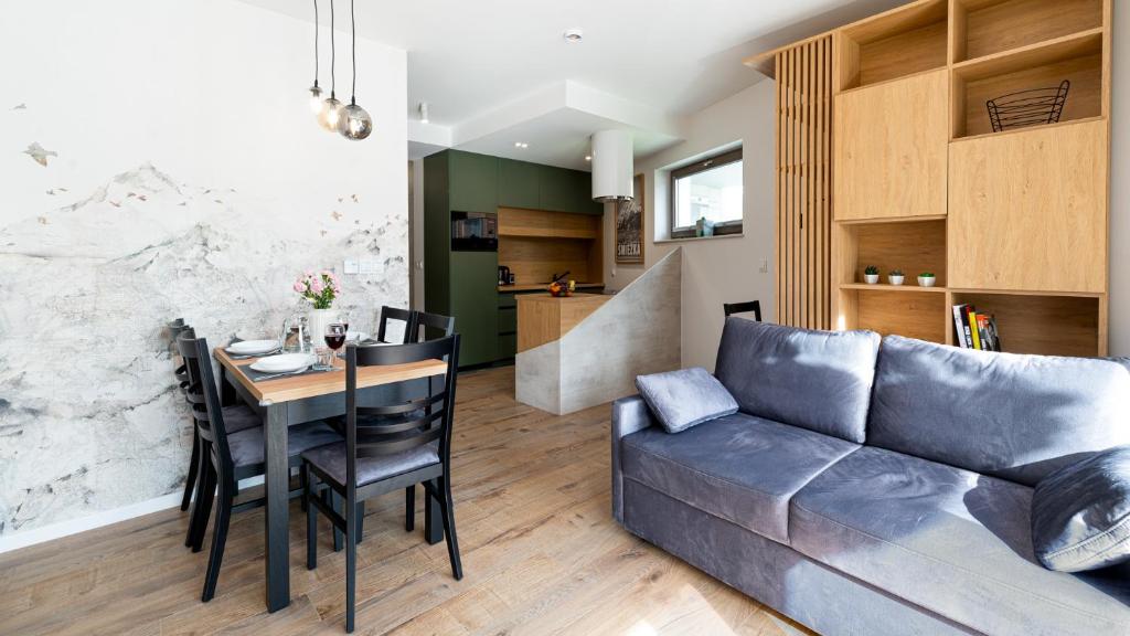 Apartamenty Good Time - Stone Hill IV - Apartment With Mountain View