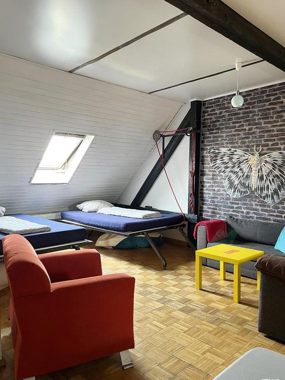 Posezení v ubytování Homeplanet Hostel