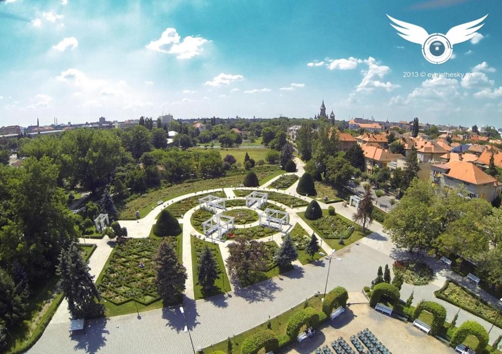 an aerial view of a park with a garden at Rozelor Accommodation in Timişoara
