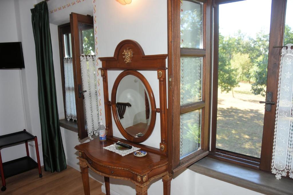TV a/nebo společenská místnost v ubytování Guest House La Carolina