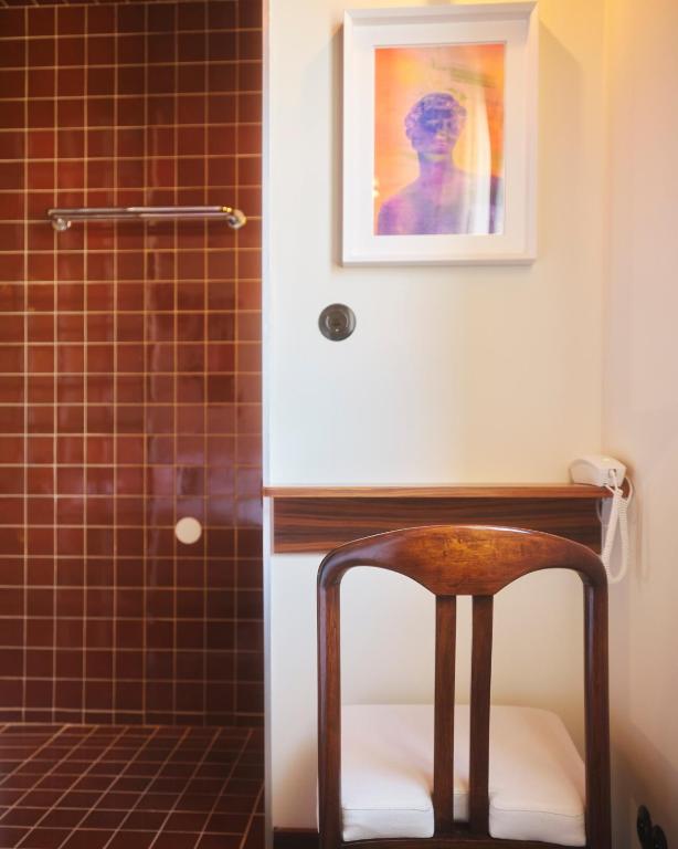 Koupelna v ubytování Hôtel Présent - Entrée autonome, réception en ligne - Encore Mieux