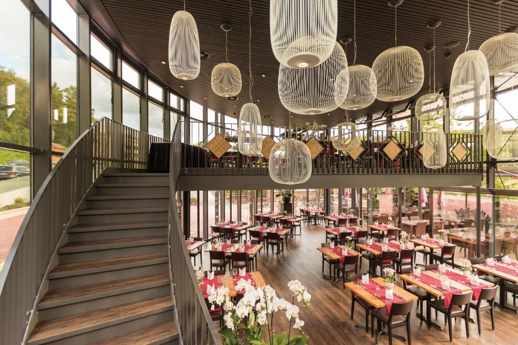 Restaurace v ubytování Riverside
