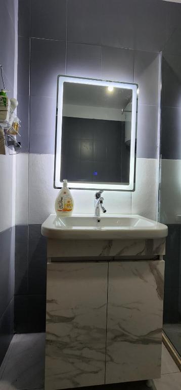 Hi Apartments S2 City Center self check in 24h - Image 8