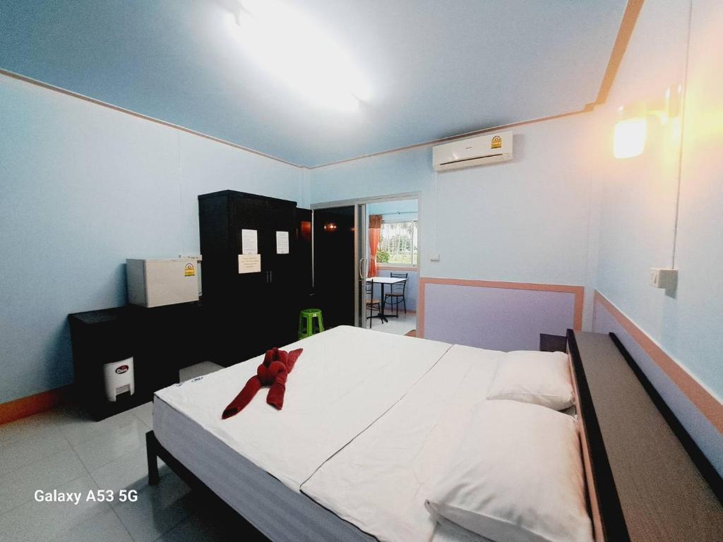 Peace Lanta Mansion - Chambre Double Standard Avec Climatisation