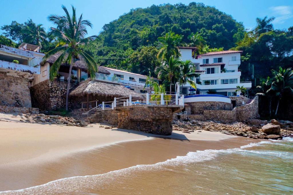 Beachfront Salinas House, Puerto Vallarta (updated prices 2024)