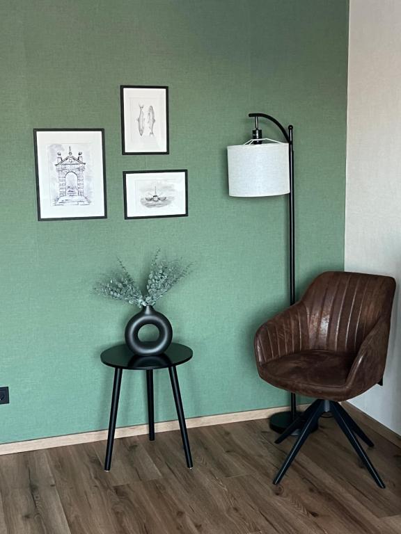 Fotografie z fotogalerie ubytování Gemütliches Studio im Stadtkern mit Kanalblick v destinaci Emden