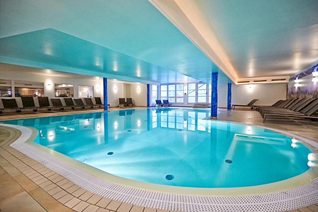 Bazén v ubytování Grafenberg Resort by Alpeffect Hotels nebo v jeho okolí