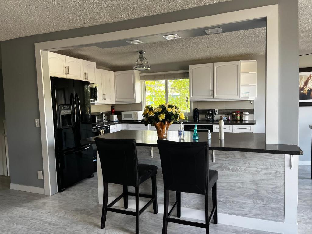 Kuchyň nebo kuchyňský kout v ubytování hunter' s new home!