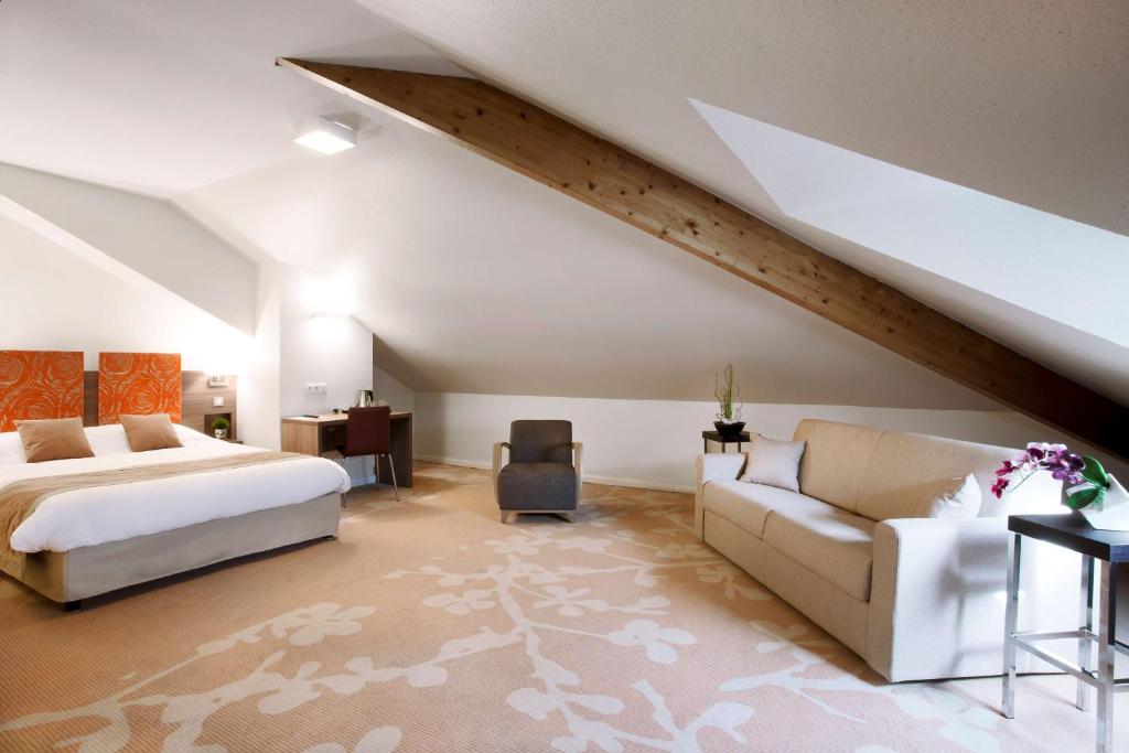 Kyriad Chambéry Centre - Hôtel et Résidence - 家庭房