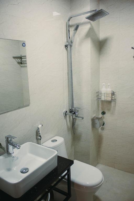 Koupelna v ubytování AROMA Ha Long Hotel