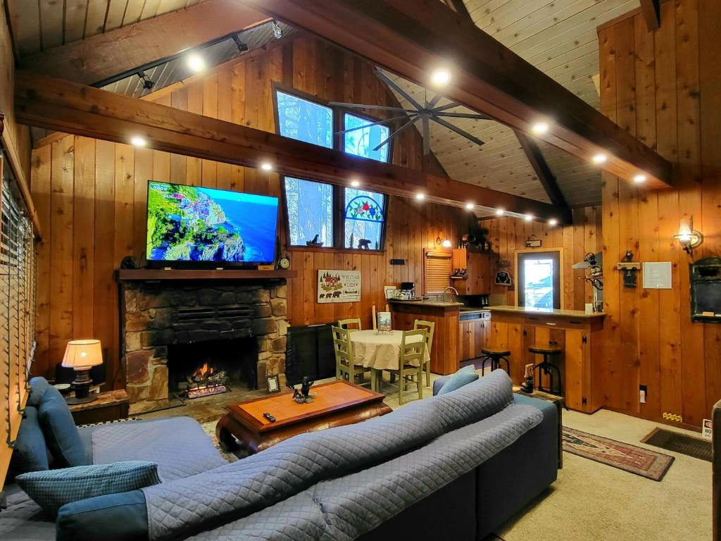 Gallery image of The Leisure Lodge - Close to EVERYTHING! in Big Bear Lake