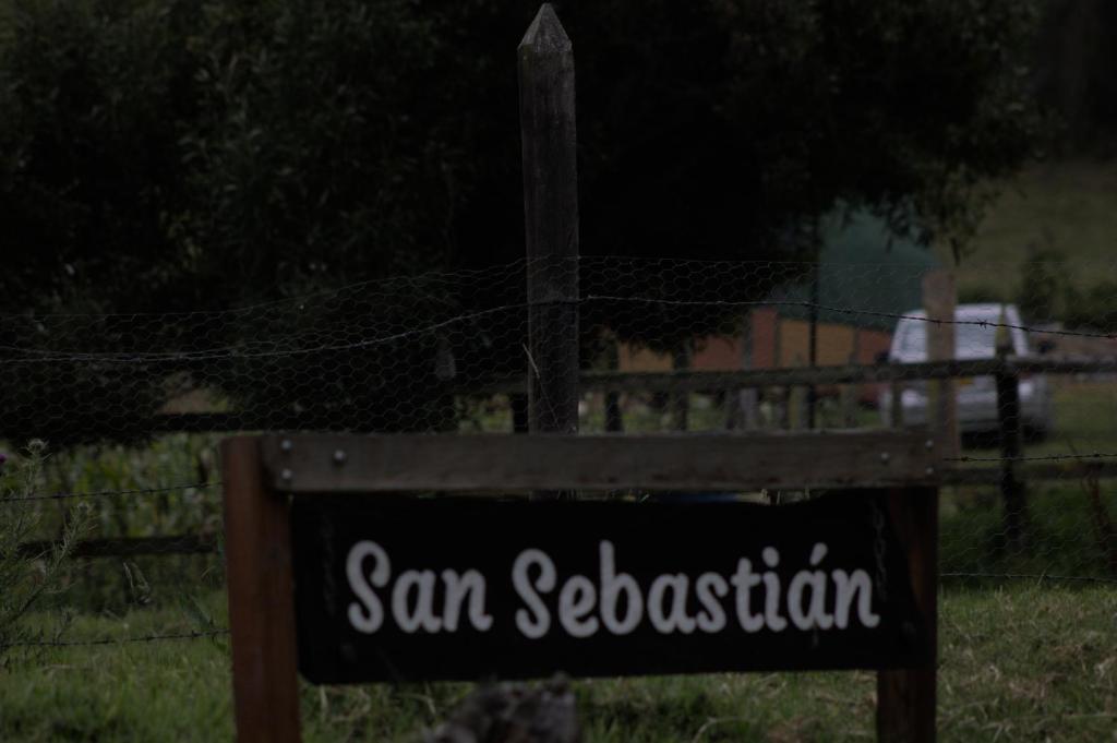 Majutusasutuses Glamping San Sebastian olev sertifikaat, autasu, silt või muu dokument