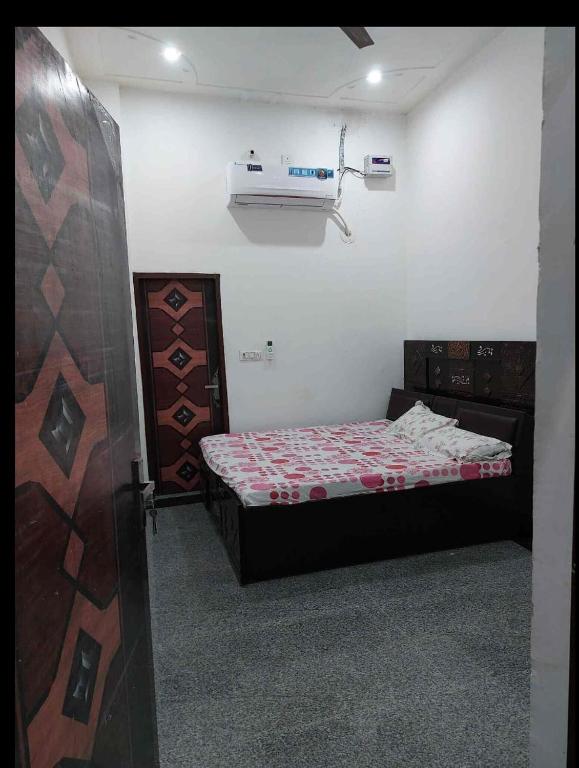 Apna Guest House and Hotel, Beri Khās (updated prices 2024)