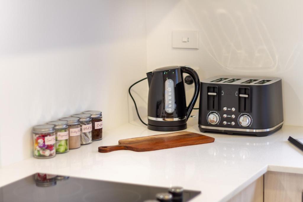 Sanctuary close to the beach with Sofa Bed - Resim 39