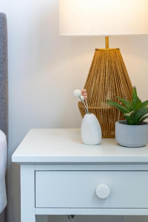 Sanctuary close to the beach with Sofa Bed - Resim 29