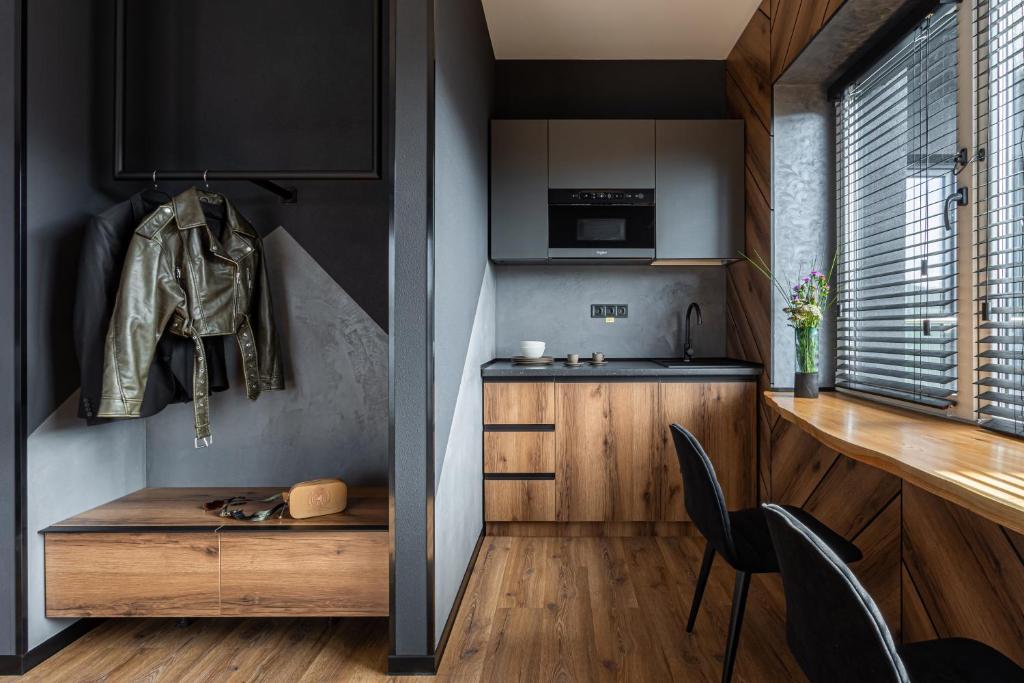 Kuchyň nebo kuchyňský kout v ubytování Didukh Eco Hotel&Spa