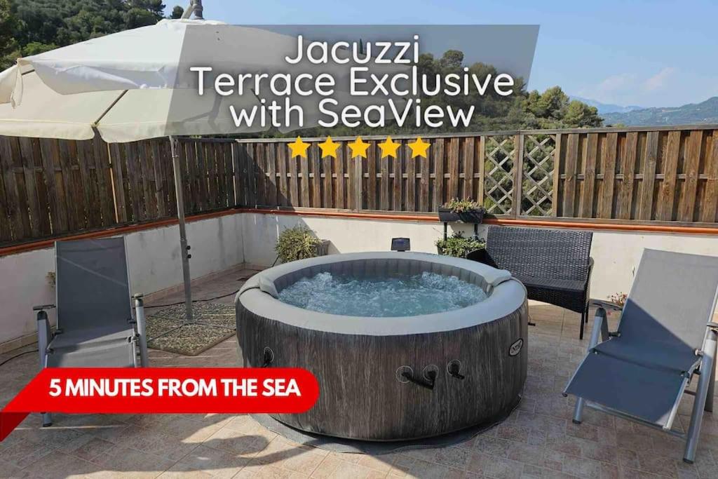 Φωτογραφία από το άλμπουμ του Jacuzzi, Sea View, Two Large Exclusive Terraces σε Camporosso
