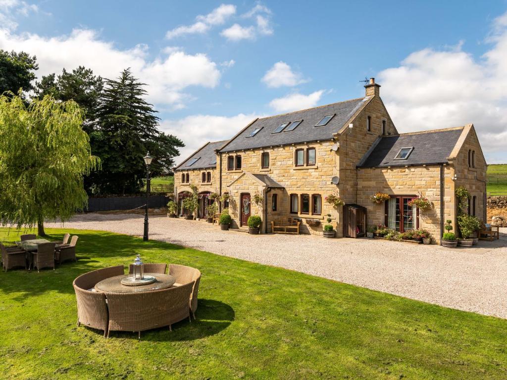 Farm View Hall, Harrogate Updated 2024 Prices