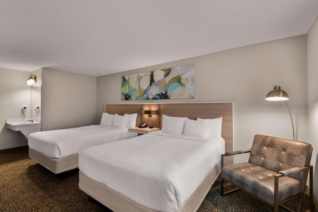 Wyndham Garden Galena Hotel & Day Spa - Queen Room Met Twee Queensize Bedden - Niet -roken