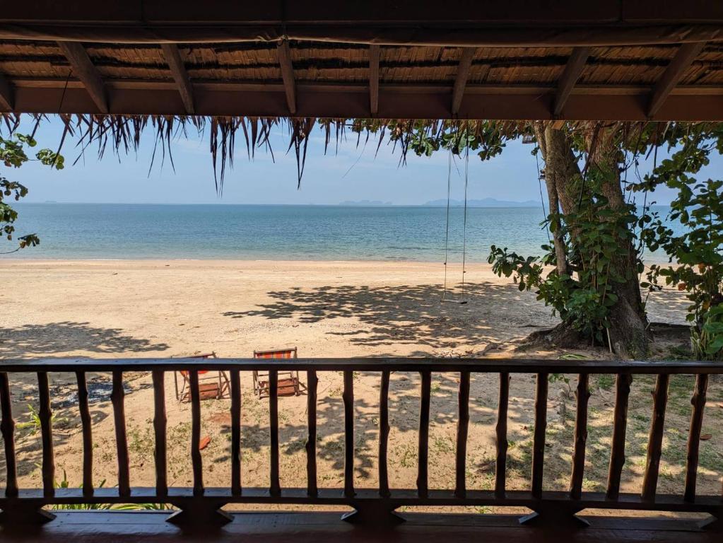 Cha Cha Bungalow - 11