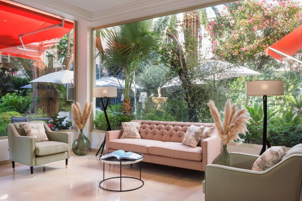 Best Western Plus Hôtel Brice Garden Nice - Resim 6