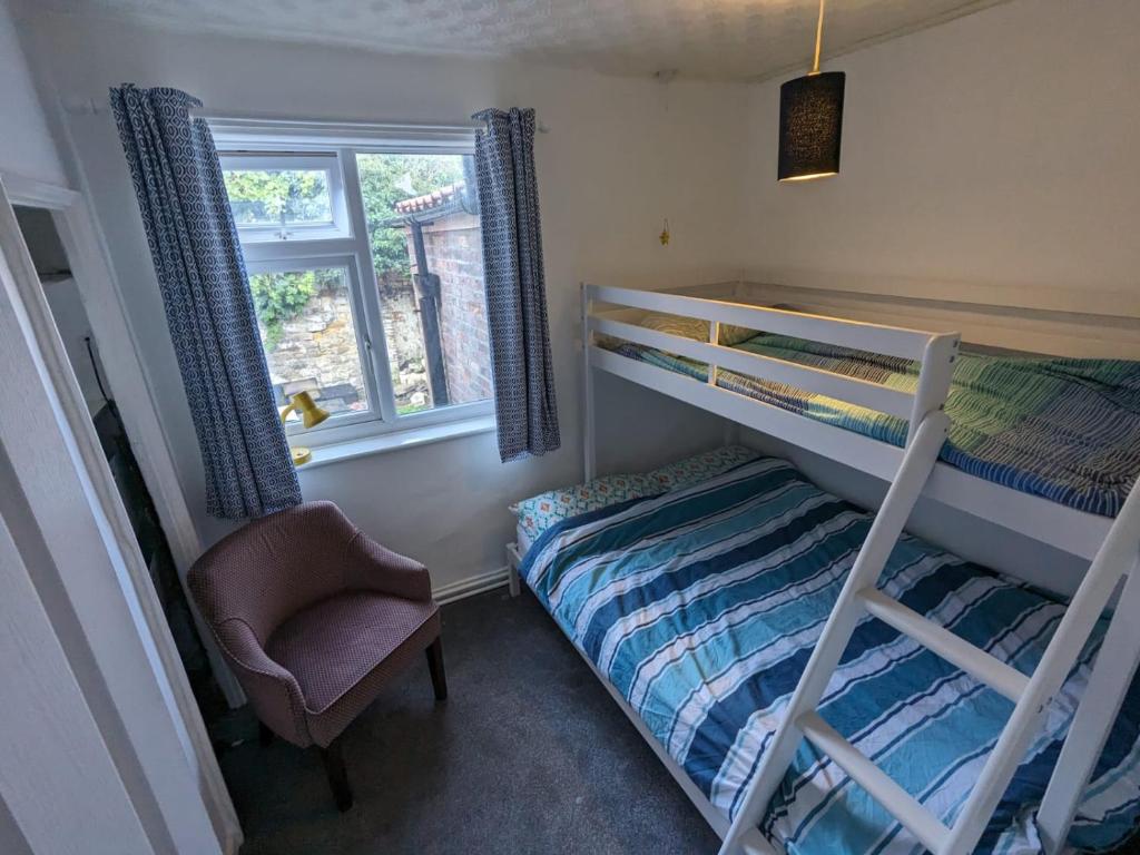 Harbour View Townhouse, Scarborough (updated prices 2024)