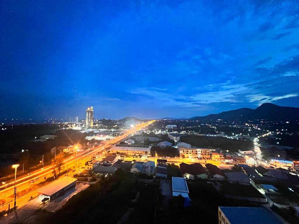 Nespecifikovaný výhled na hory nebo výhled na hory při pohledu z apartmánu