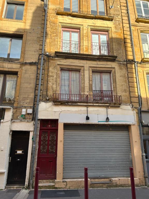 Budova, kde se apartmán nachází