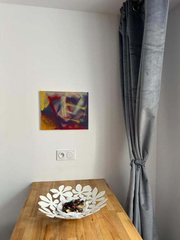 Fotografie z fotogalerie ubytování Bel appart stylé avec jacuzzi v destinaci Sedan