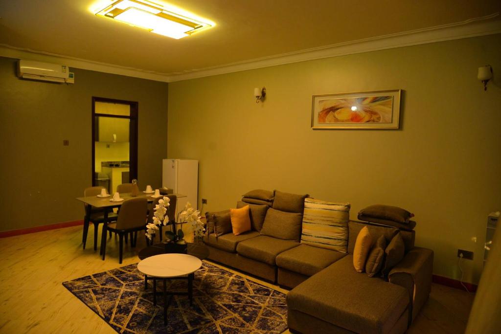 1 Bedroom Suite In 3 Bedroom Apartment, Namulanda (updated prices 2024)
