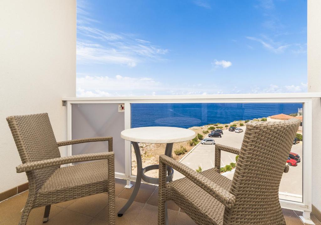 Globales Almirante Farragut, Cala en Blanes – Nove cijene za ...