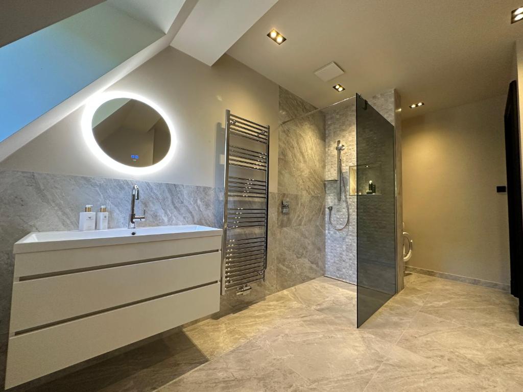außergewöhnliche Ferienwohnung Stadtvilla Plauen - Apartment