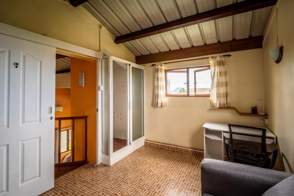 Posezení v ubytování Charming Condo