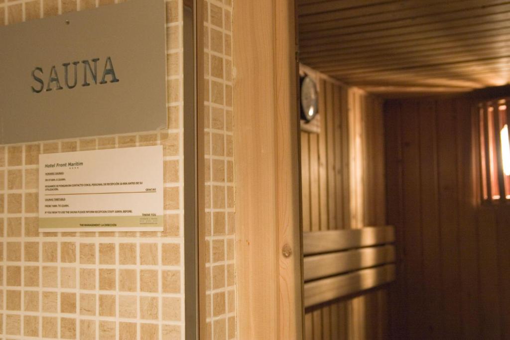 Certifikát, ocenenie alebo iný dokument vystavený v ubytovaní Hotel Best Front Maritim