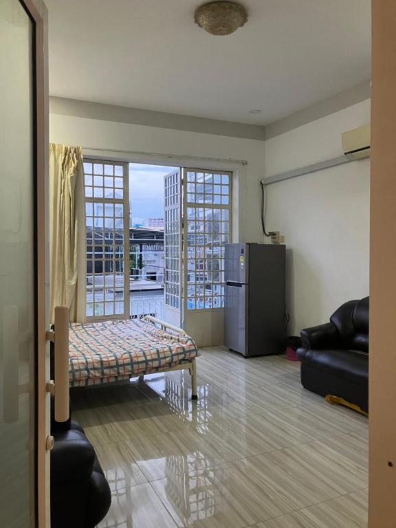 Cannarata - Queen Room With Shared Bathroom