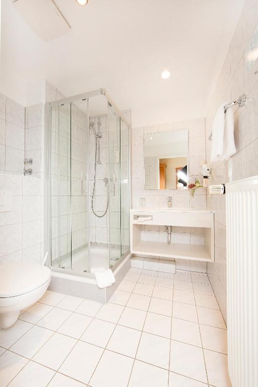 Koupelna v ubytování Hotel Kronprinz