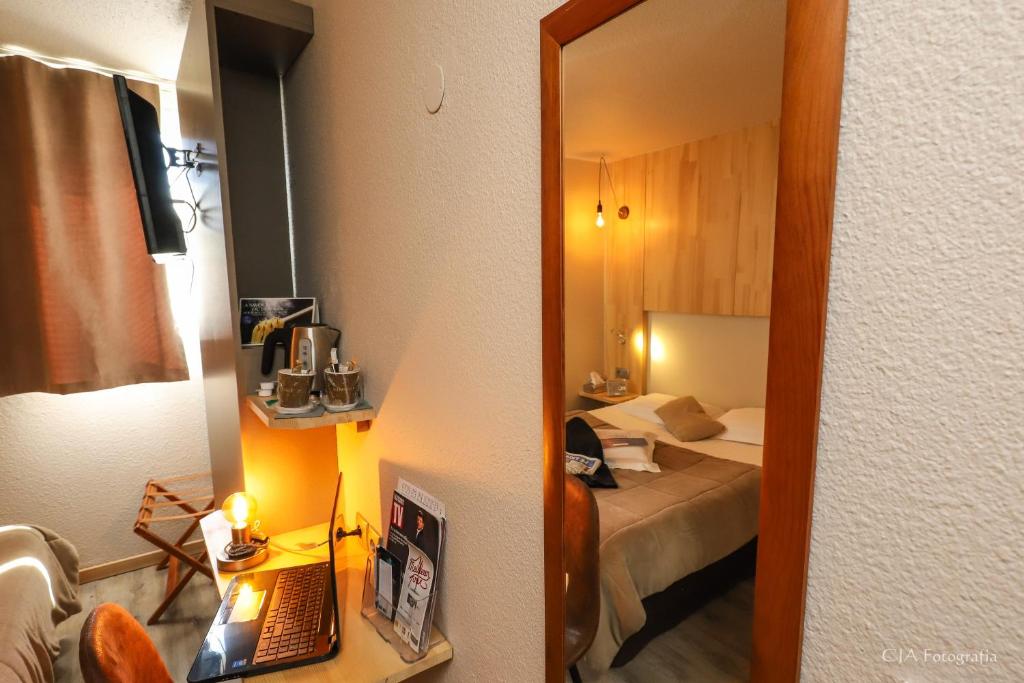 Hotel Restaurant Kyriad Brive Centre - Un Lit Simple