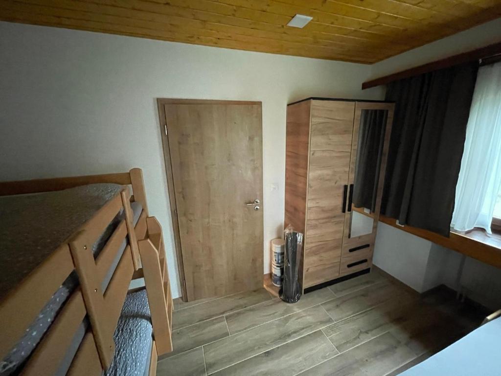 Letto o letti in una camera di Pension Balm