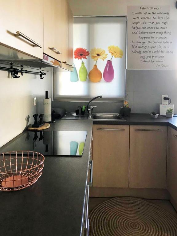 Kuchyňa alebo kuchynka v ubytovaní Freedom Apartment Rethymno